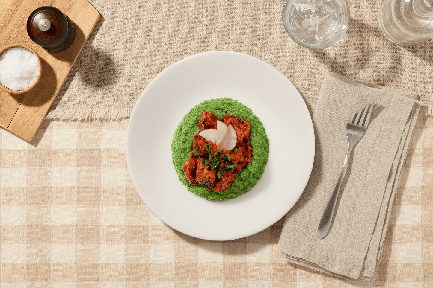 Tomato And Paprika Chicken With Spinach Potato Mash