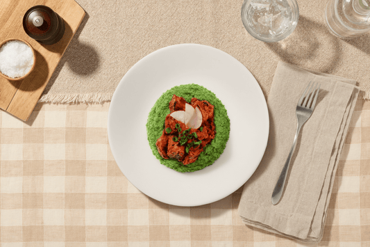Tomato And Paprika Chicken With Spinach Potato Mash